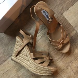 Steve Madden platform sandal